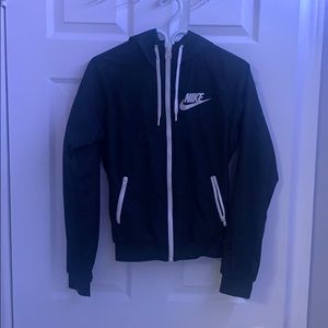 A nike windbreaker